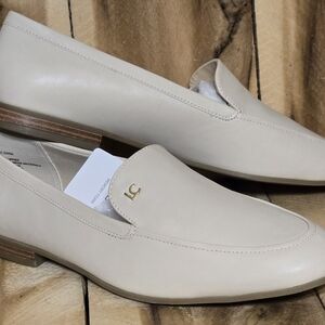 LIZ CLAIBORNE Zaria Womens 9.5 M Cream Comfort Loafers Flats Memory Foam NEW